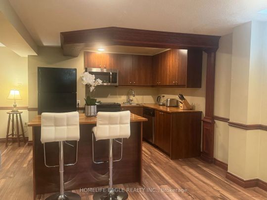 Detached Home For Lease | N9246977 - Photo 1
