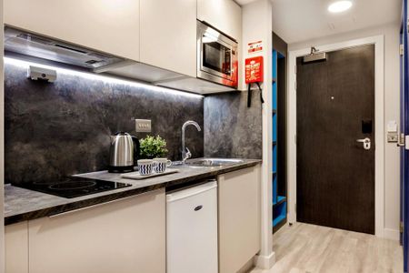 1 bedroom private hall to rent - Photo 5