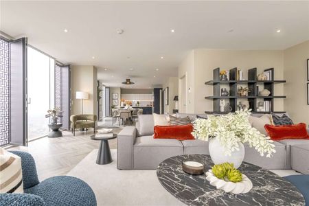 Exceptional Fully Furnished Three Double Bedroom Penthouse Apartment with unrivalled facilities in the Exclusive Cortland Development, Colliers Yard. - Photo 5