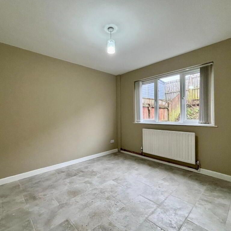 64 Silverstream Road, Belfast, BT14 8GG - Photo 1