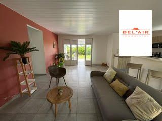 Location Maison 4 pièces 88m² LE VAUCLIN 97280 - Photo 1