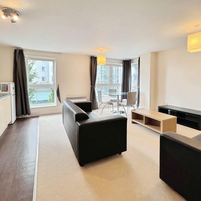 2 bedroom apartment to rent - Photo 1