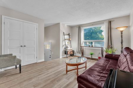 For Lease - 210 Olympic Crescent, London North, Ontario - Photo 4