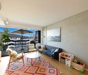 High-end Living on Lonsdale - Photo 6