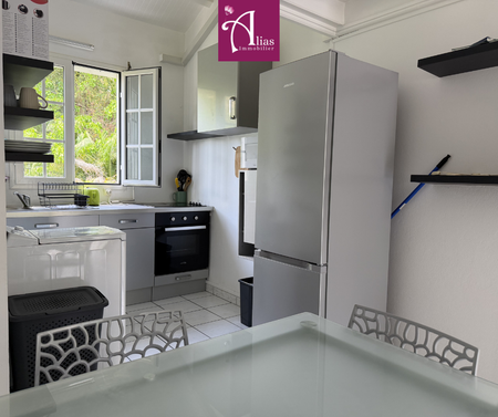 Location Appartement 1 pièce 26m² LES ABYMES 97139 - Photo 4