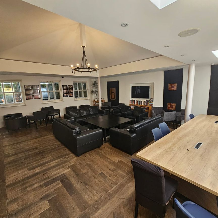 Cartwright Gardens, Bloomsbury, WC1H 9EH, London - Photo 1