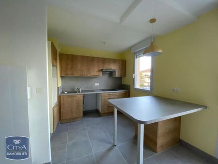 Location Appartement 3 pièces 62m² MACON 71000 - Photo 3