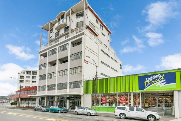 Welcome to 16/125 Thorndon Quay - Photo 1