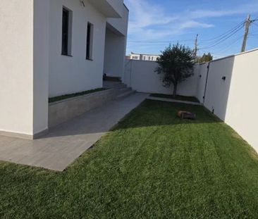 Vila P+1 de inchiriat LAZU - Photo 1