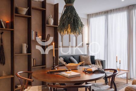 4 room luxury Apartment for rent in Barcelona, Spain - Photo 2