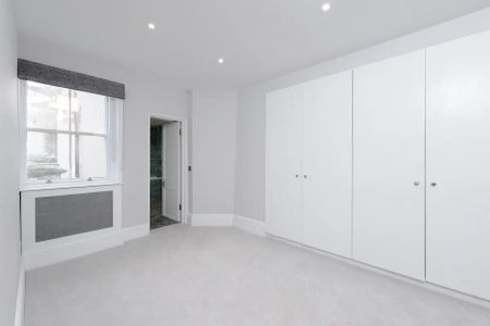 3 bedroom flat - Photo 5