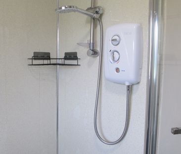 2 Bed Semi-Detached House, The Bails, M7 - Photo 2