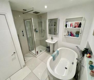 3 Bedroom Terraced To Let - Photo 5