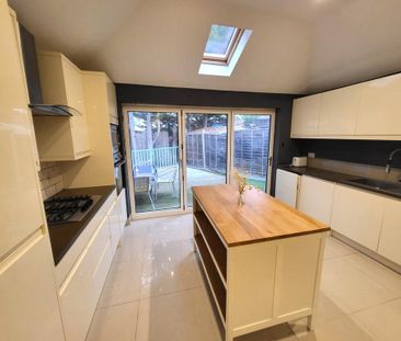 2 bedroom detached house to rent - Photo 3