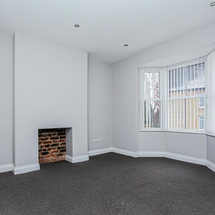 4 bedroom detached house to rent - Photo 1