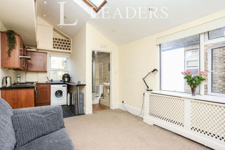 Studio to rent - Photo 5