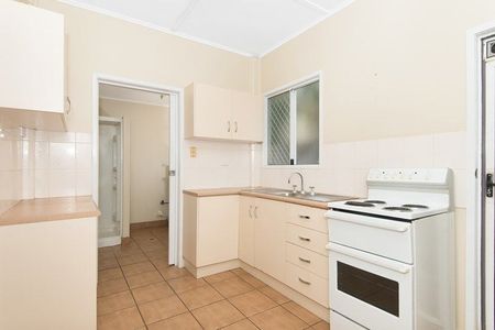 4/55 Mitchell Street, North Ward - Photo 3