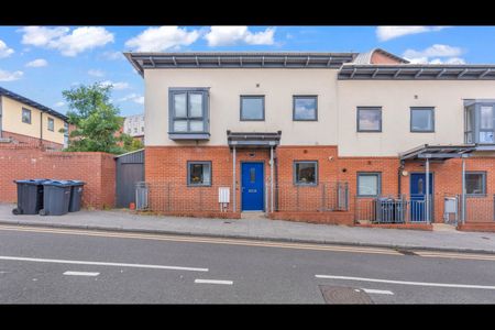 3 Bed Semi-Detached House, Bell Barn Road, B15 - Photo 4