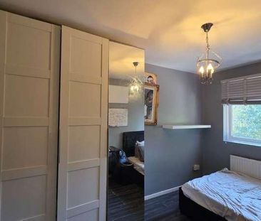 Marriott Road, London, E15 - Photo 5