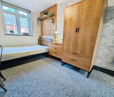 Gordon Avenue, SO14 - Photo 5