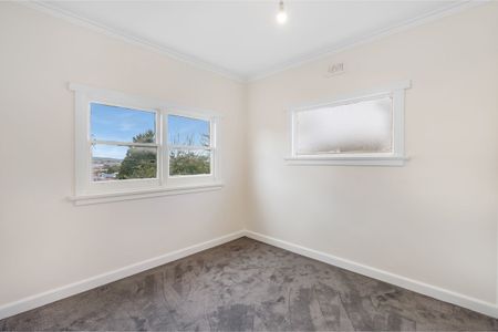 9 Hurlstone Crescent, Moonah, TAS 7009 - Photo 3