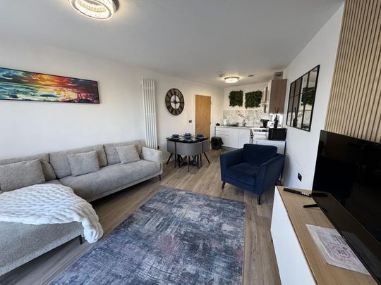 2 bedroom apartment to rent - Photo 1