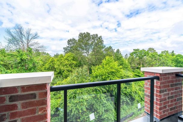 For Lease - 18 Whitaker Way Unit# 449, Whitchurch-Stouffville, Ontario - Photo 1