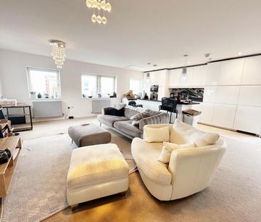 2 bedroom apartment to rent - Photo 2