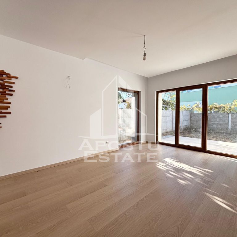 Duplex cu 4 camere, 3 bai, nemobilata, Dumbravita - Fotografie 1