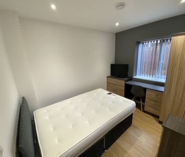 4 Bed - Flat 3, 35 Braunstone Gate, Leicester, - Photo 5