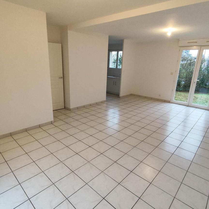 Location Maison 4 pièces 86m² BIARD 86580 - Photo 1