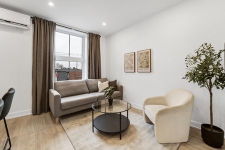 887 Somerset - Photo 2