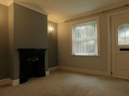 2 bedroom cottage to rent - Photo 1