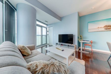 For Lease - 14 York Street Unit# 3905, Toronto, Ontario - Photo 3