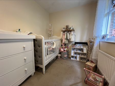 2 bedroom semi-detached house to rent - Photo 4