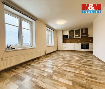 Pronájem bytu 2+kk 69 m², Máchova 1024, Jablonec nad Nisou - Photo 1
