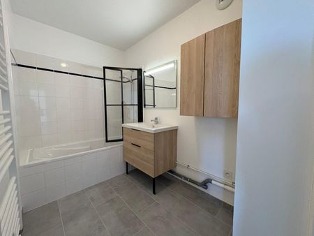 Location Appartement 3 pièces 59m² JOUE LES TOURS 37300 - Photo 5