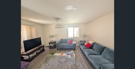 FULLY FURNISHED DELIGHT - IDEAL FOR FIFO! - Photo 3