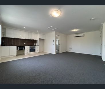 226a Carmichael Drive, West Hoxton, NSW 2171 - Photo 4