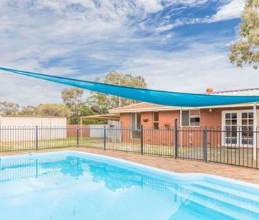 Neat As a Pin - 3x1x2 with Pool - Photo 4