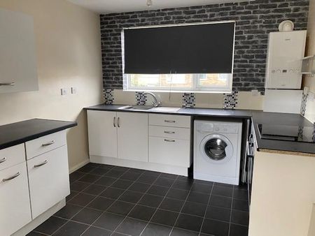 2 bedroom flat to rent - Photo 5