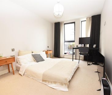 211-217 Lower Richmond Road, Richmond, Surrey, TW9 - Photo 3