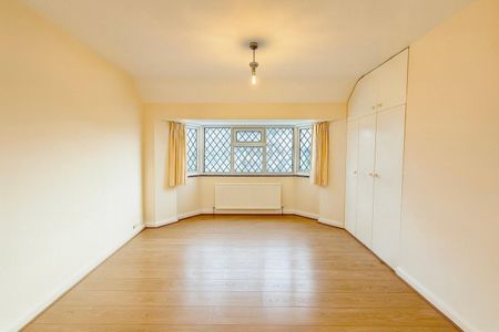 3 bedroom House To Let Total Size: 991 SQ FT - Photo 5