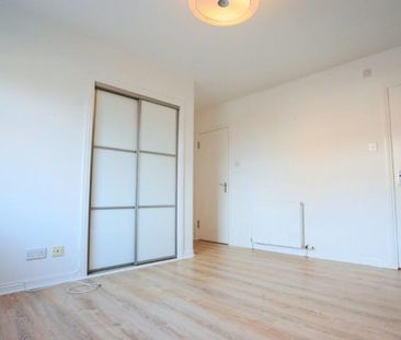 Sinclair Gardens, Flat 2, Gorgie, EH11, Edinburgh - Photo 4