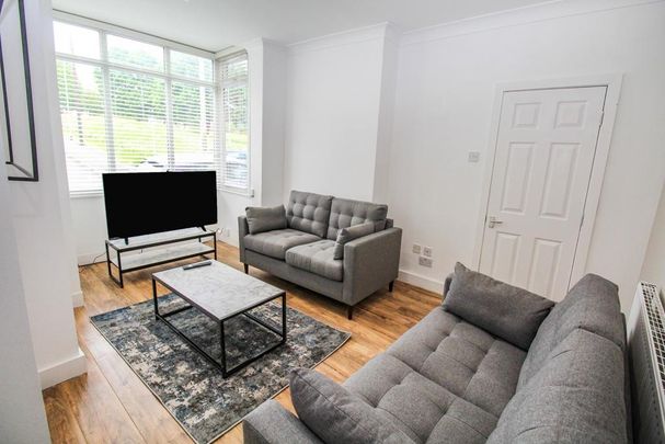 3 bedroom terraced house to rent - Photo 1