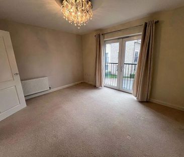 3 bedroom end of terrace house to rent - Photo 2