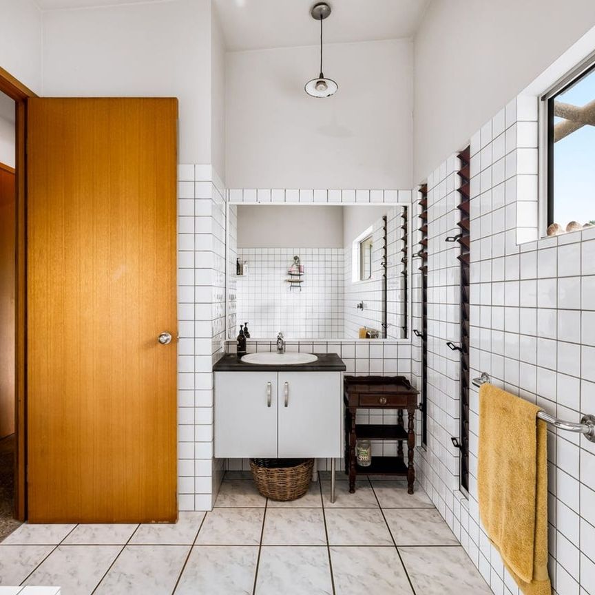 Light-Filled Beachside Home with Effortless Coastal Charm! - Photo 1