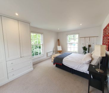 The Pines, Canterbury - Photo 5