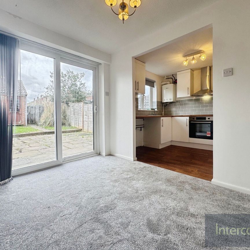 Cherry Garden Lane, CB11, Saffron Walden - Photo 1