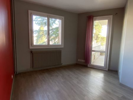 Location appartement 5 pièces 108.08 m² à Romans-sur-Isère (26100) - Photo 3